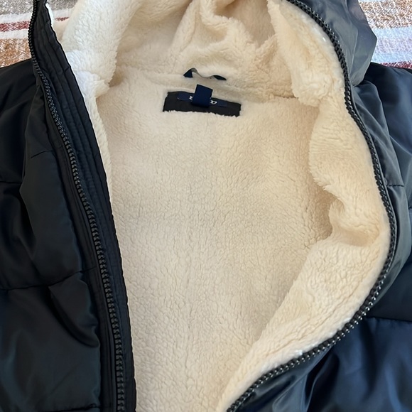 IZOD Black Puffer Jacket with Sherpa Lining NWT - Picture 8 of 10